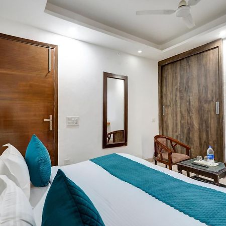 Hotel Aron By The Premium Villa ニューデリー エクステリア 写真