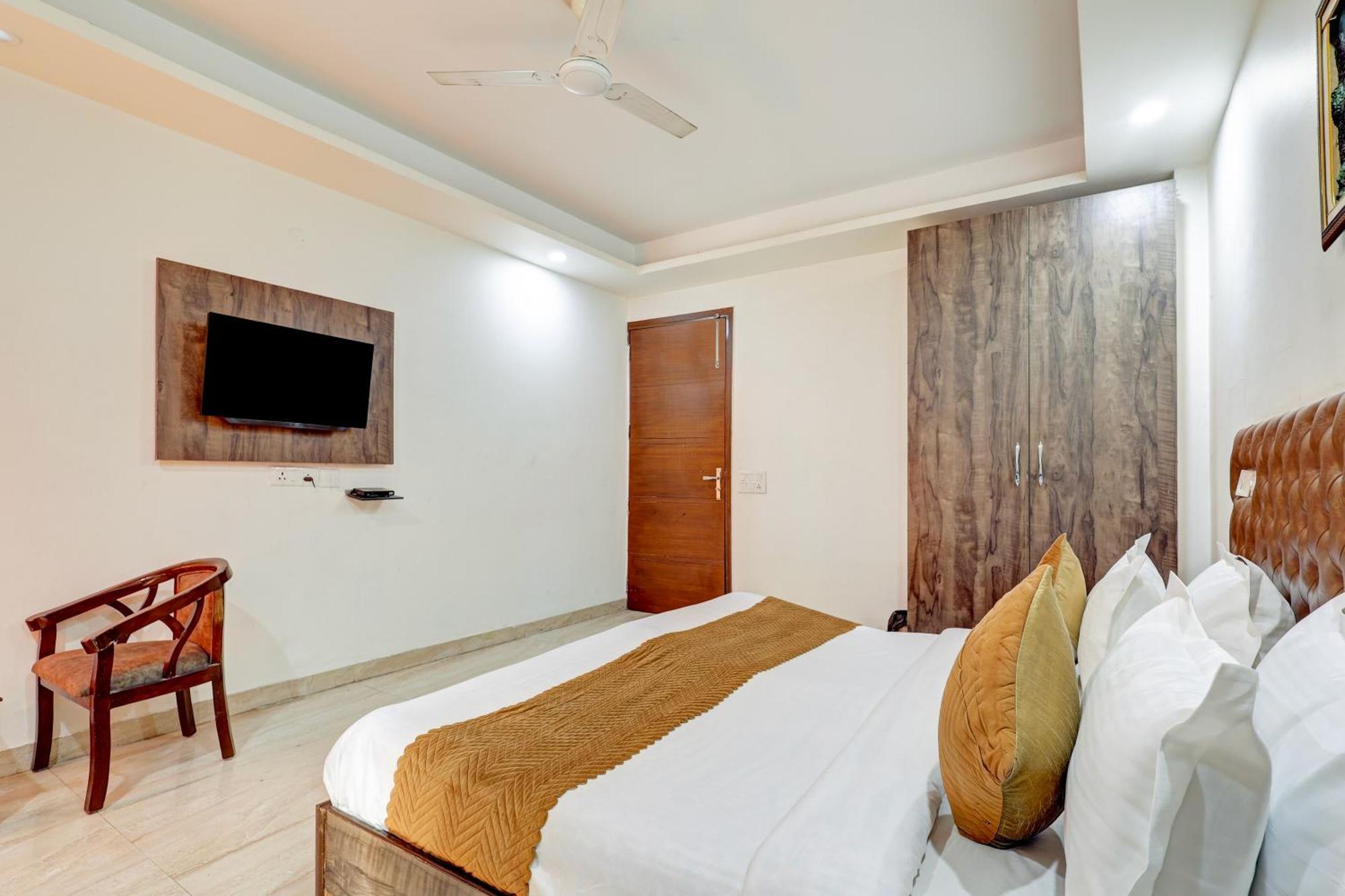Hotel Aron By The Premium Villa ニューデリー エクステリア 写真